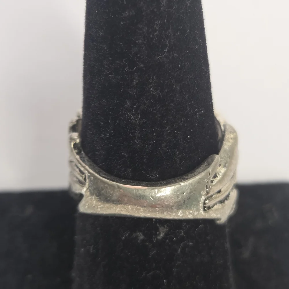 Silver Tone Brutalist Dragon Claw Ring Sz 8.5 Mythical Goth Fantasy Creature